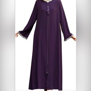 Elegant Purple Women's Abaya - NWT- please see the size chart before purchase.